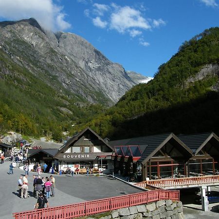 Hotel Briksdalsbre Fjellstove Exteriér fotografie
