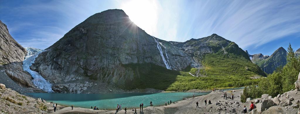 Hotel Briksdalsbre Fjellstove Exteriér fotografie