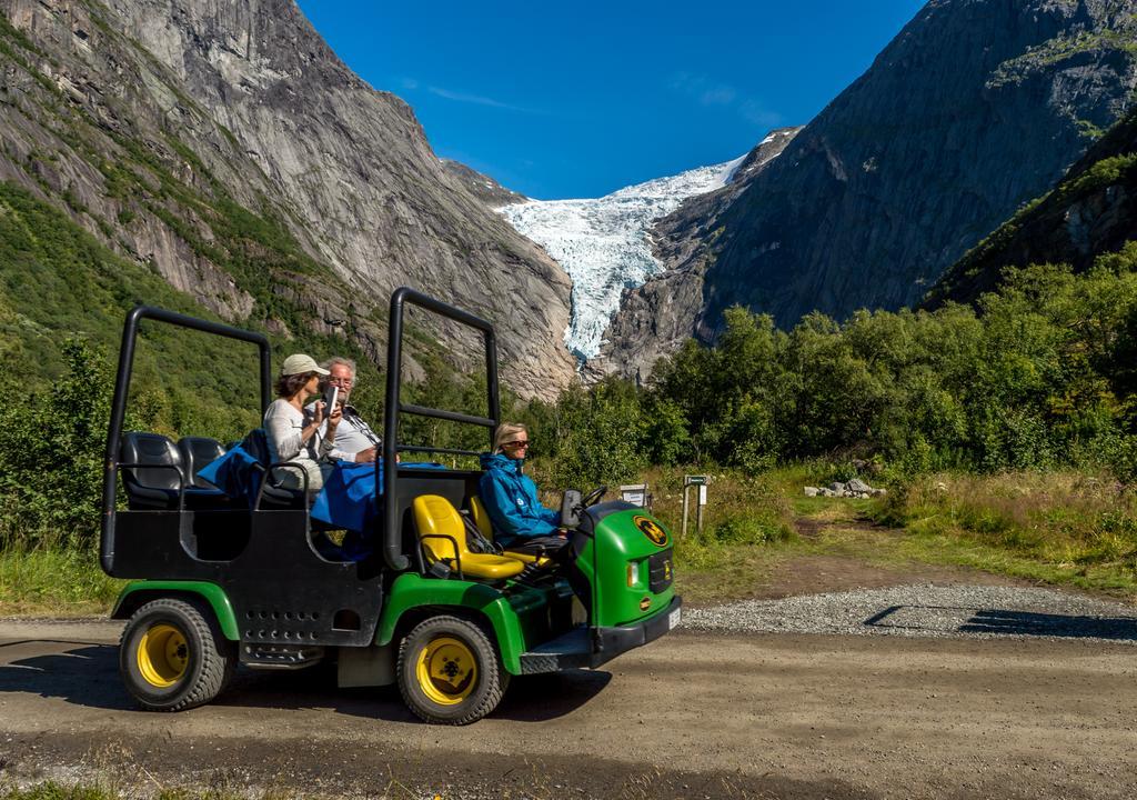 Hotel Briksdalsbre Fjellstove Exteriér fotografie